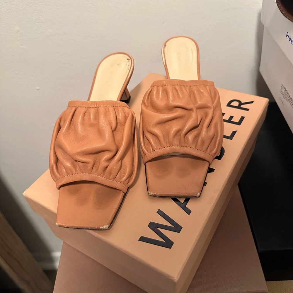 Women's Tan Slide Sandals